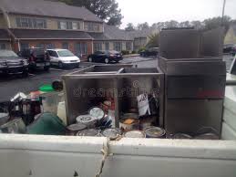 Best Hot Tub Removal  in Saunders Lake, OR